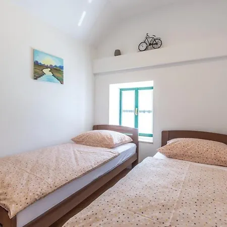 Villa Felix Otok (Split-Dalmatia)
